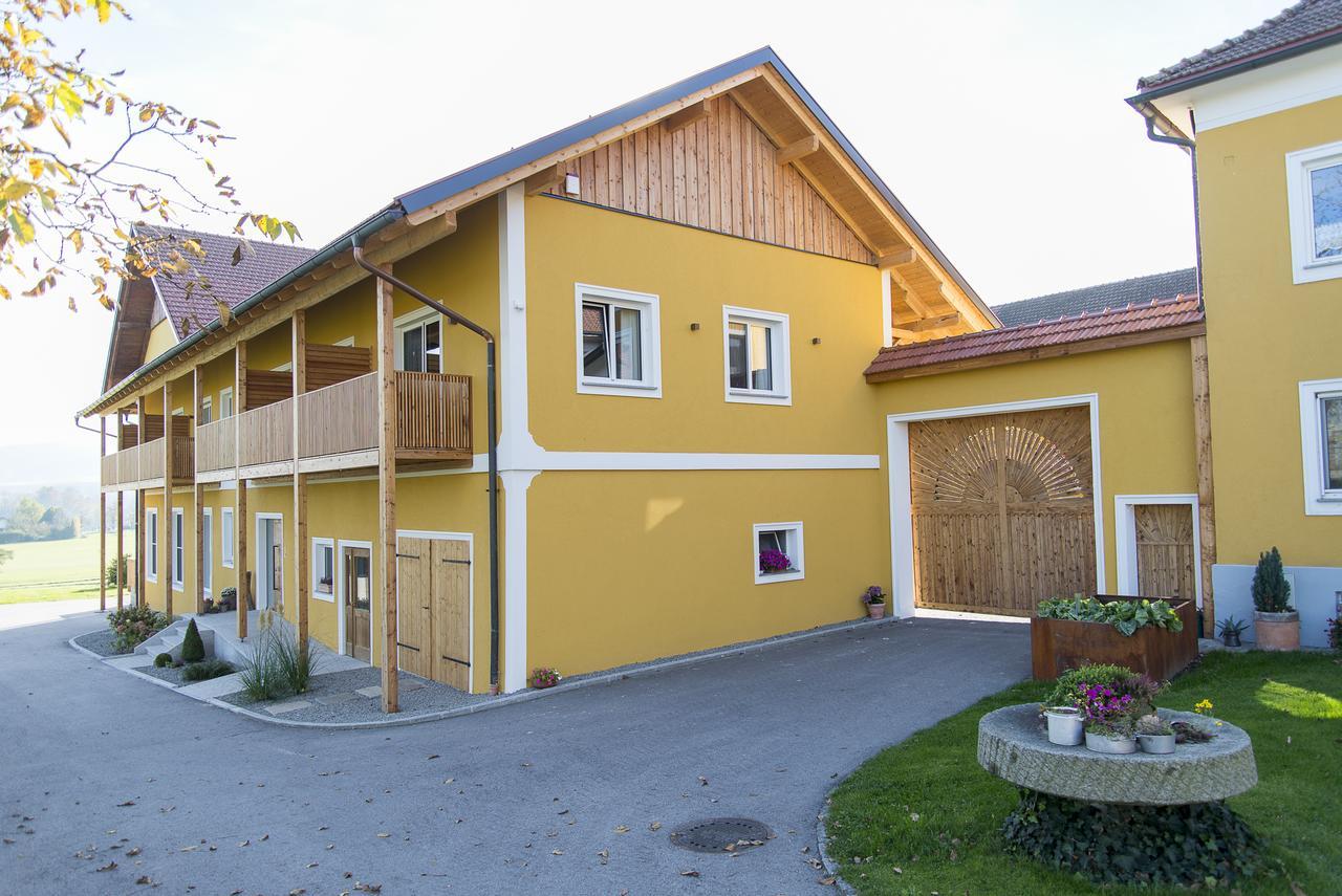 Oelerhof Hotell Haag am Hausruck Exteriör bild